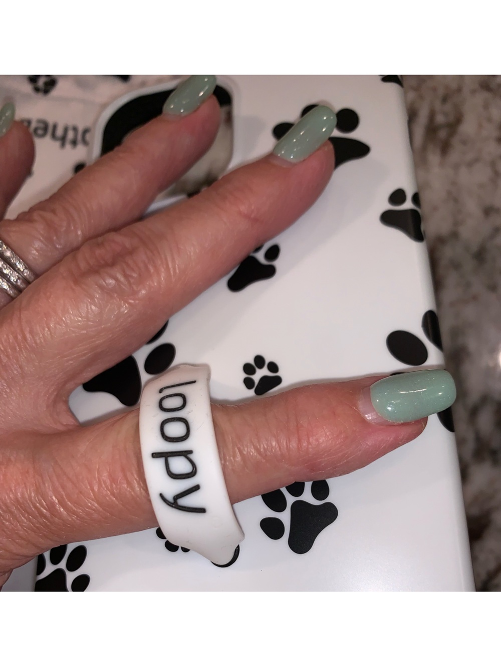 iPhone 16 Plus loopy doggy paw print case & holder/bag “stop the drop” NEW! - Picture 4 of 16